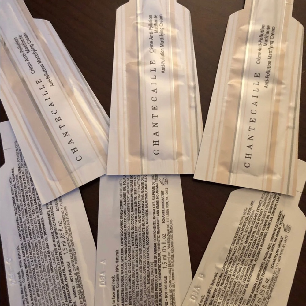 chantecaille anti-pollution mattifying cream